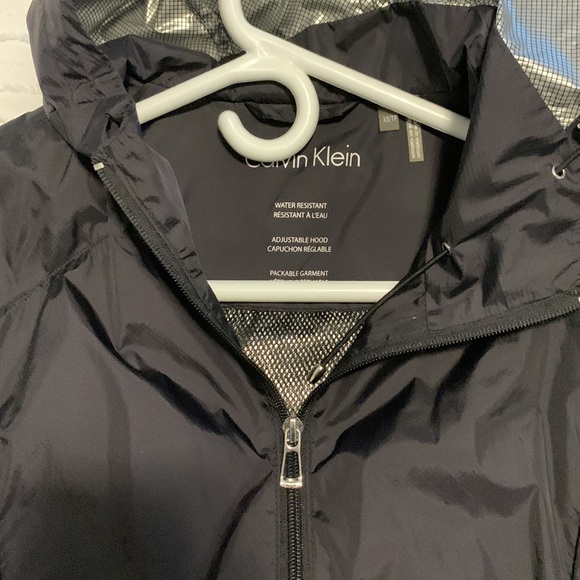 Calvin Klein raincoat - Picture 3 of 3